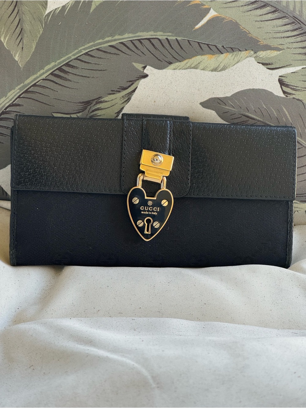 ❤️ Gucci Gorgeous w COA. ❤️